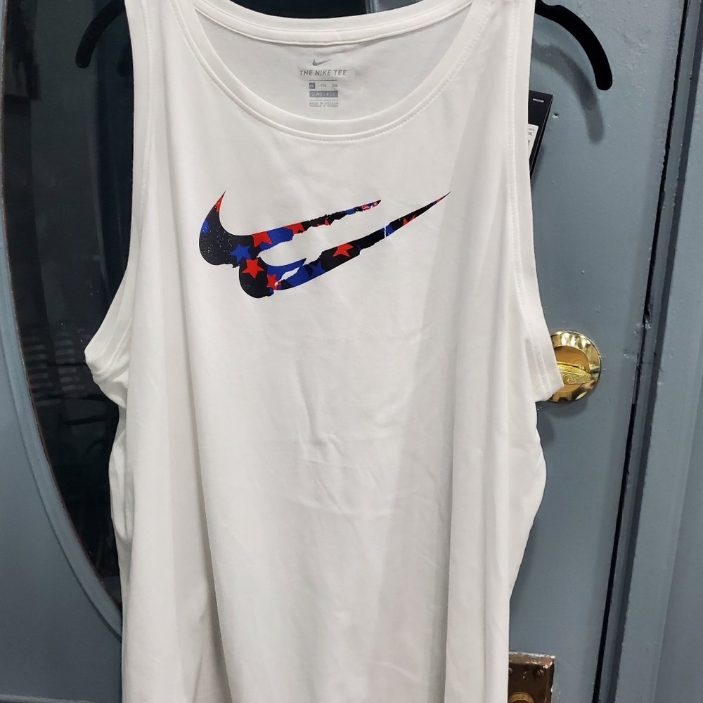 NWT women's Nike XXL Dry Fit tank top